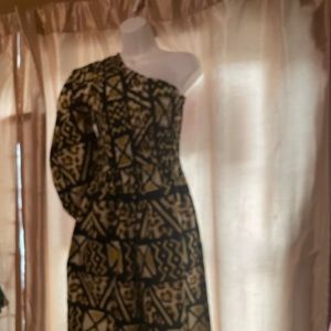 Black/yellow Jumpsuit off the Shoulder New size 16